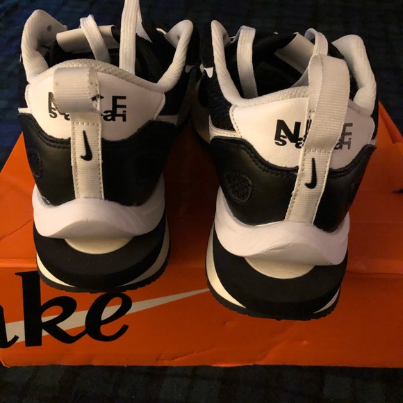 Sacai x Nike Vaporwaffle sz 9.5 - Picture 4 of 15